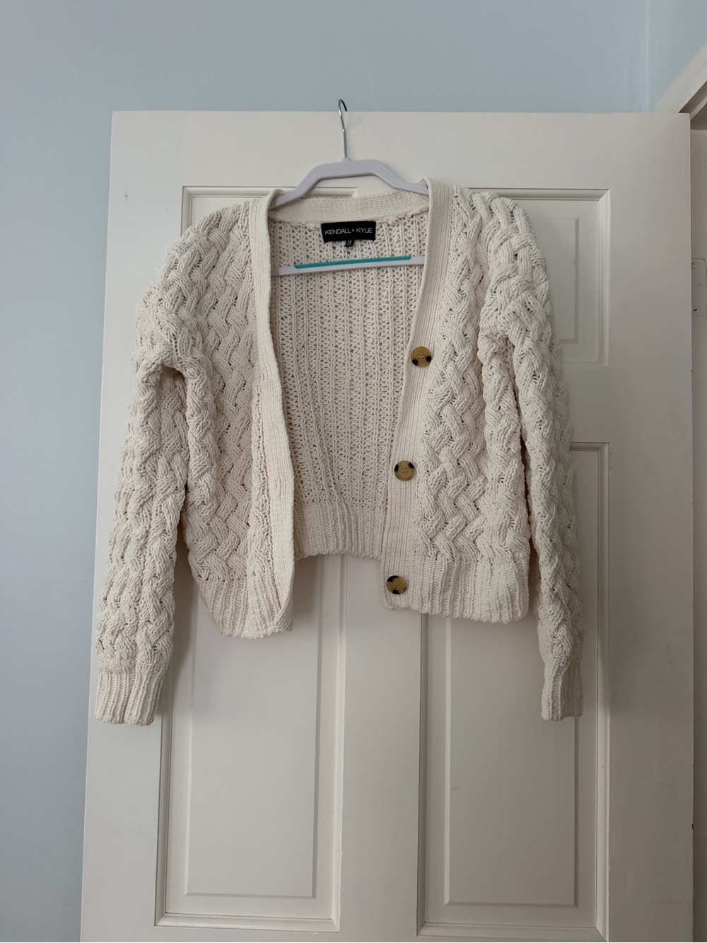 Kendall & Kylie Off-White Cable Knit Cropped Cardigan